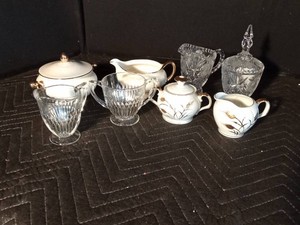 Creamer and sugar sets