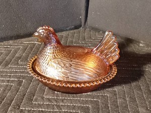 1960s Amber Hen on nest