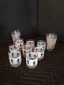 8 Vintage silver foil Neur de Lis glasses and 2 gold foil leaf glasses