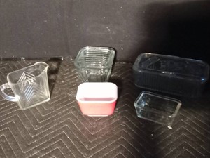 Anchor Hocking refrigerator containers, Pyrex, syrup pitcher