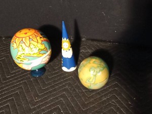 3 Nesting dolls - 2 worlds and a sun