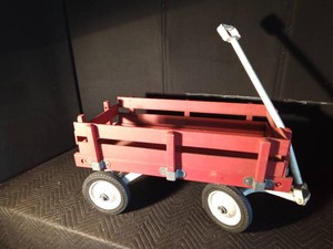 Little red wagon with removable sides