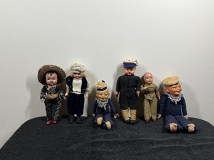 Lot of Vintage Dolls - see description for more info