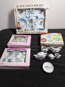 4 Children,s China tea sets