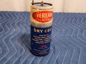 Lg vintage #6 dry cell battery