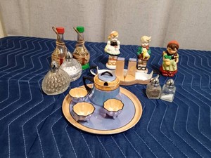 Vintage salt and pepper shakers