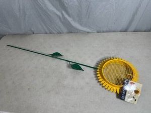 New Sunflower Birdfeeder Stake