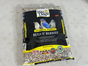 New 4.5 lb Bag of Wild Delight Bugs n Berries Bird Seed