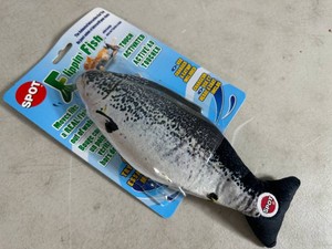 New Flippin Fish Rechargeable Cat Toy