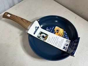 New 8 inch Ceramic Coated Aluminum Induction Safe Frying Pan