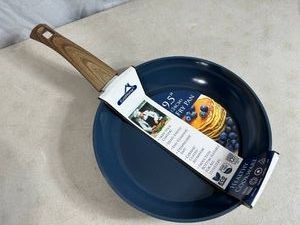 New 9.5 inch Ceramic Coated Aluminum Induction Safe Frying Pan