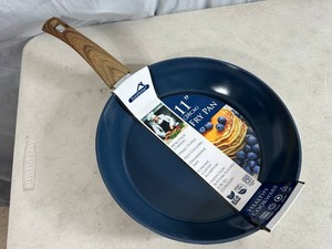 New 11 inch Ceramic Coated Aluminum Induction Safe Frying Pan