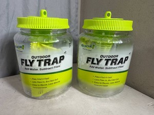 2 New Outdoor Flay Traps