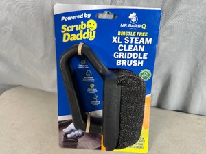 New Mr Bar-B-Q Scrub Daddy Bristle Free Steam Clean Grill  Griddle Brush