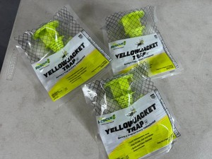 3 New Rescue Yellow Jacket Traps