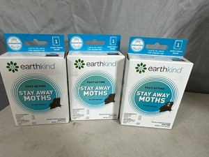 3 New Boxes of Earthkind Stay Away Moths Deterrent Packets