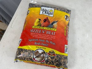 New 5 lb Bag of Wild Delight Bird Seed