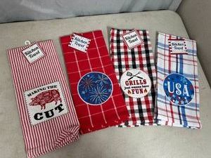4 New Kitchen Towels
