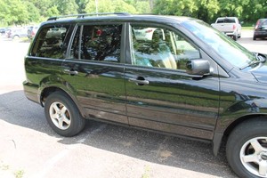 Terrific 2005 Honda Pilot EX-L 4WD SUV With Leather Interior