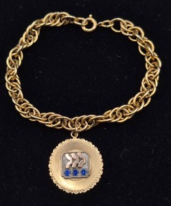 Dayton Hudson Employee Service Bracelet with Pendant 120 12K Gold Filled