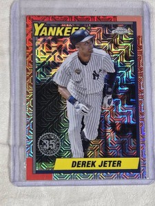 Derek Jeter 2025 Topps Chrome 35th Anniversary Mojo Holo #T90C-5 - New York Yankees Baseball Card