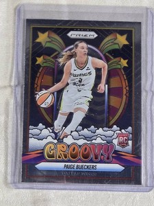 Paige Bueckers Rookie 2025 Panini Prizm Groovy Insert #12 - Dallas Wings Basketball Card