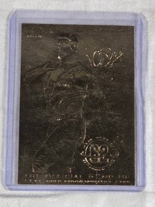 Mark McGwire 1998 23k Gold Fleer - The Official 62nd HR
