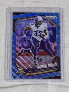 Aaron Jones 2025 Panini Prizm Blue Wave Refractor #7 and Numbered 191230 - Minnesota Vikings Football Card