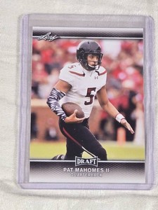 Pat Mahomes II Rookie 2017 Leaf Draft #56 - Texas Tech Football Card