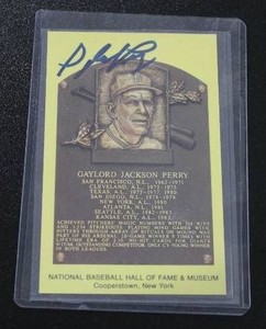 Gaylord Perry Hall of Fame Autograph Post Card
