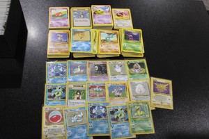 1999-2003 WOTC Vintage Pokemon Card Lot  300 Cards w 16 Holos Low Grade