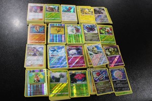 Pre 2020 Pokemon Holo & Reverse Holo TCG Lot  450 Cards All holos