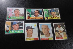 1960 & 1961 Topps Baseball Card Lot  7 Cards Low Grade