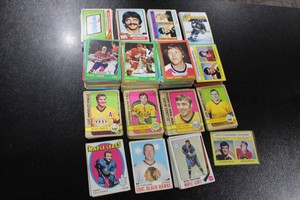 1970s Topps Hockey Card Lot  Low Grade