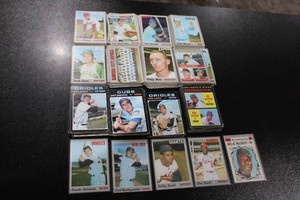 1970 & 1971 Topps Baseball Card Lot  Low Grade BrooksYazBrock Mid Grade or Better