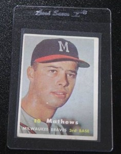 1957 Topps Ed Mathews #250  Mid Grade