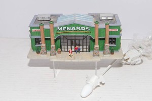 Lemax Menards Store Building  2006 Edition with Light Cord