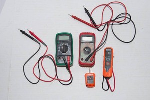 Digital Multimeters & Voltage Tester