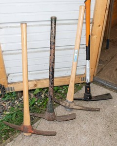 Set of 4 Pick Axes