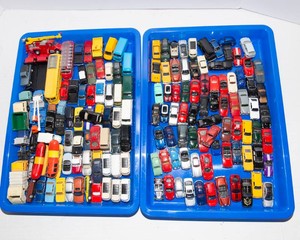 Large Lot of Toy Cars  Assorted Collection