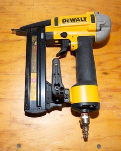 DeWalt DWFP1838 18 Gauge Finishing Stapler