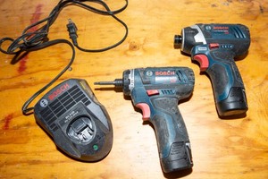 Bosch PS21 & PS41 Cordless Drill Set with Batteries & Charger