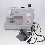 Singer Heavy Duty 4411 Sewing Machine