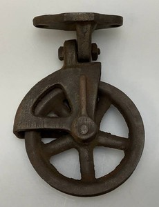 Vintage 5 12 Heavy Metal Pulley