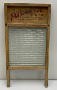 Vintage Atlantic No.510 Washboard With Glass 12 12 x 24 (Glass Has Small Crack In Corner)