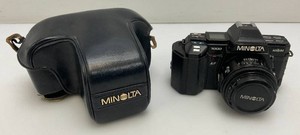 Vintage Minolta 7000 Maxum 35MM Film SLR Camera With Carrying Case