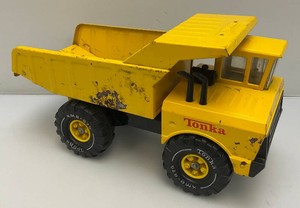 Vintage TONKA Dump Truck 7 12 x 10 x 18