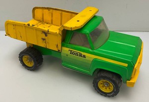 Vintage TONKA Pressed Steel Dump Truck 6 x 14