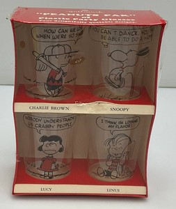 1970s Hallmark Snoopy Peanuts Charlie Brown Plastic Party Cups (New Old Stock)
