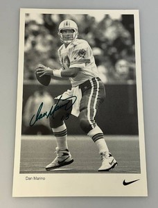 Vintage Dan Marino Facsimile Autographed Photo 6 x 9
